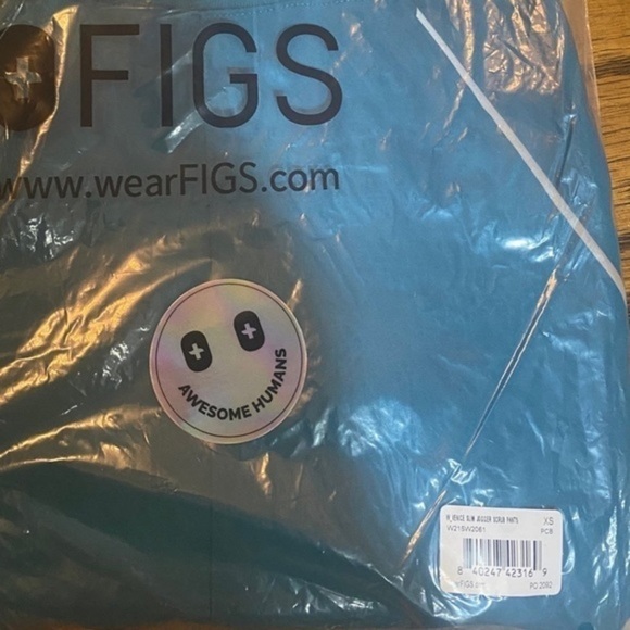 FIGS Venice Slim Body Shape
Women's Venice Slim Jogger Scrub Pants limited Edit - Picture 7 of 9